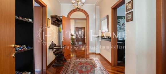 5 rooms Apartment in Bergamo, Italy No. 184854 18