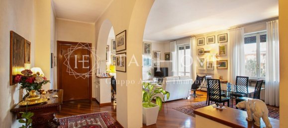5 rooms Apartment in Bergamo, Italy No. 184854 6