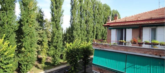 5 غرف نوم شقة في Sassuolo, Italy رقم 327216 8