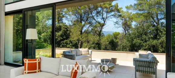 Villa de 5 dormitorios en Mougins, France No. 295449 4