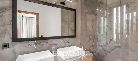 Villa de 5 dormitorios en Mougins, France No. 295449 13