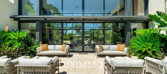 Villa de 5 dormitorios en Mougins, France No. 295449 17