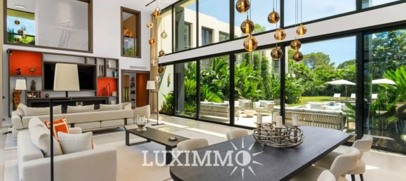 Villa de 5 dormitorios en Mougins, France No. 295449 6