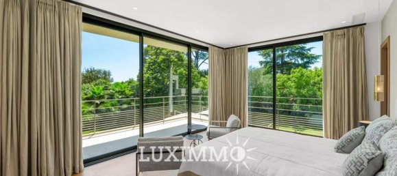 Villa de 5 dormitorios en Mougins, France No. 295449 10