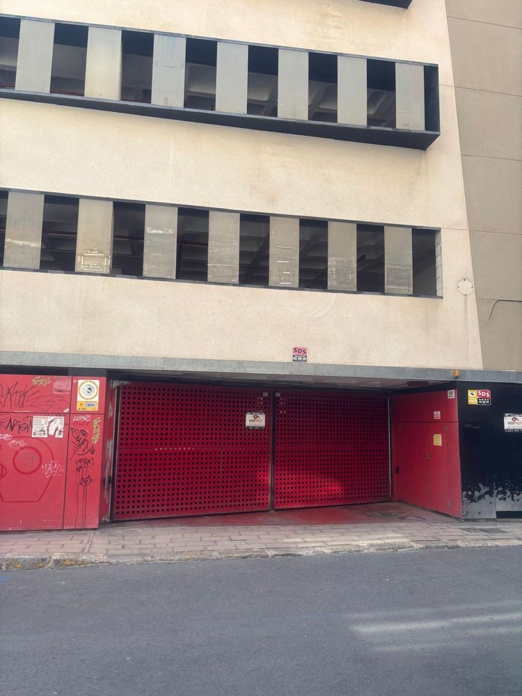 10m² Garage in Alicante, Spain No. 183414
