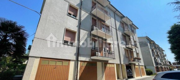 3 bedrooms Apartment in Palazzolo sull'Oglio, Italy No. 267424 4