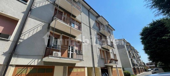 3 bedrooms Apartment in Palazzolo sull'Oglio, Italy No. 267424 2