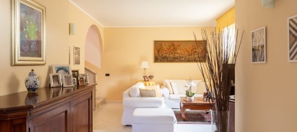 4-salle Villa à Bollate, Italy No. 16841 3