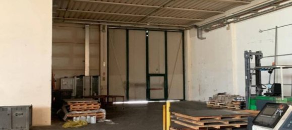 Склад 3270м² в Камподарсего, Италия № 320963 8