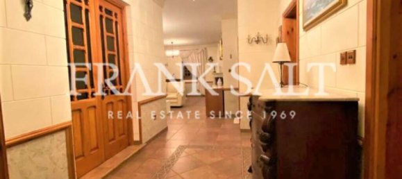 3 غرف نوم طابقين في Marsaxlokk, Malta رقم 6329 9