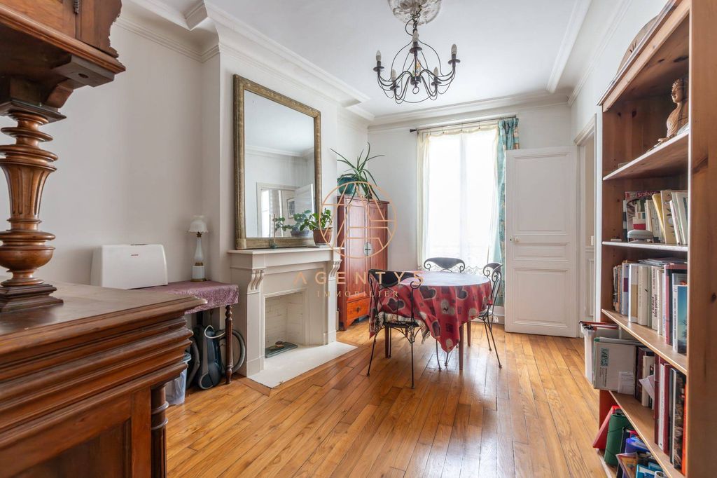 2 chambres Appartement à Nogent-sur-Marne, France No. 351339