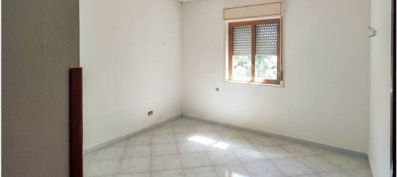 3 Schlafzimmer Wohnung in Palermo, Italy, Nr. 317960 6