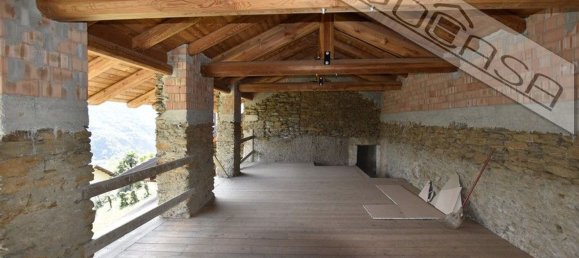 8 bedrooms House in Porte, Italy No. 372093 4