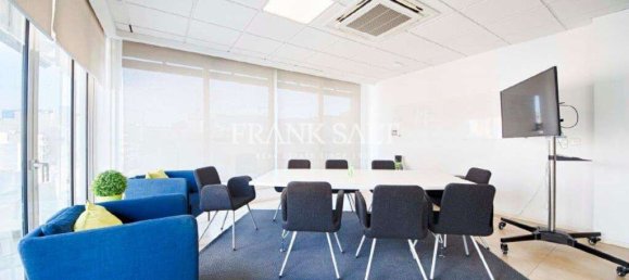 Bureau à Saint Julian's, Malta 259m² No. 13138 6