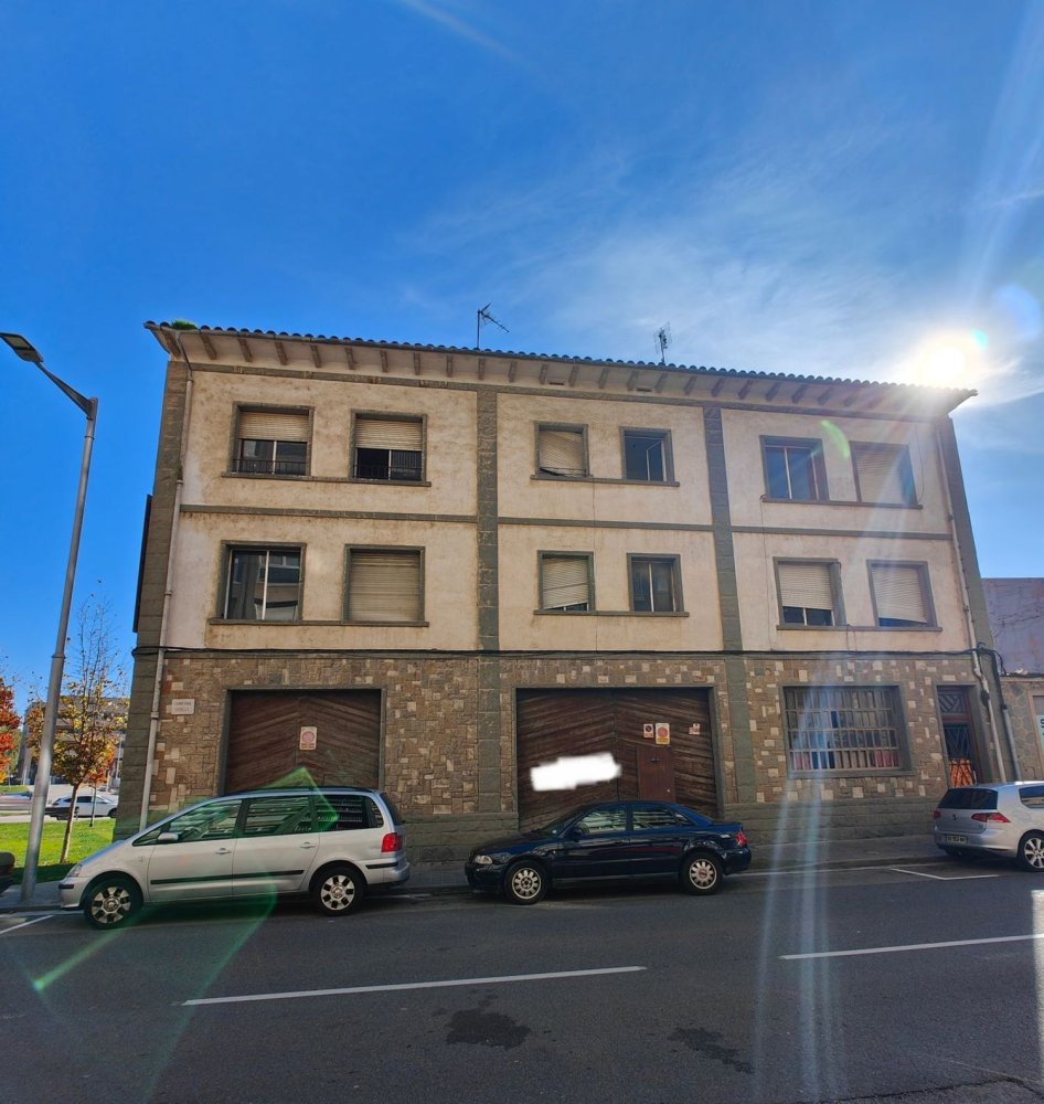 Здание 890м² в Манльеу, Испания № 255051