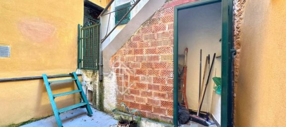 3 rooms Apartment in Albisola Superiore, Italy No. 32976 14