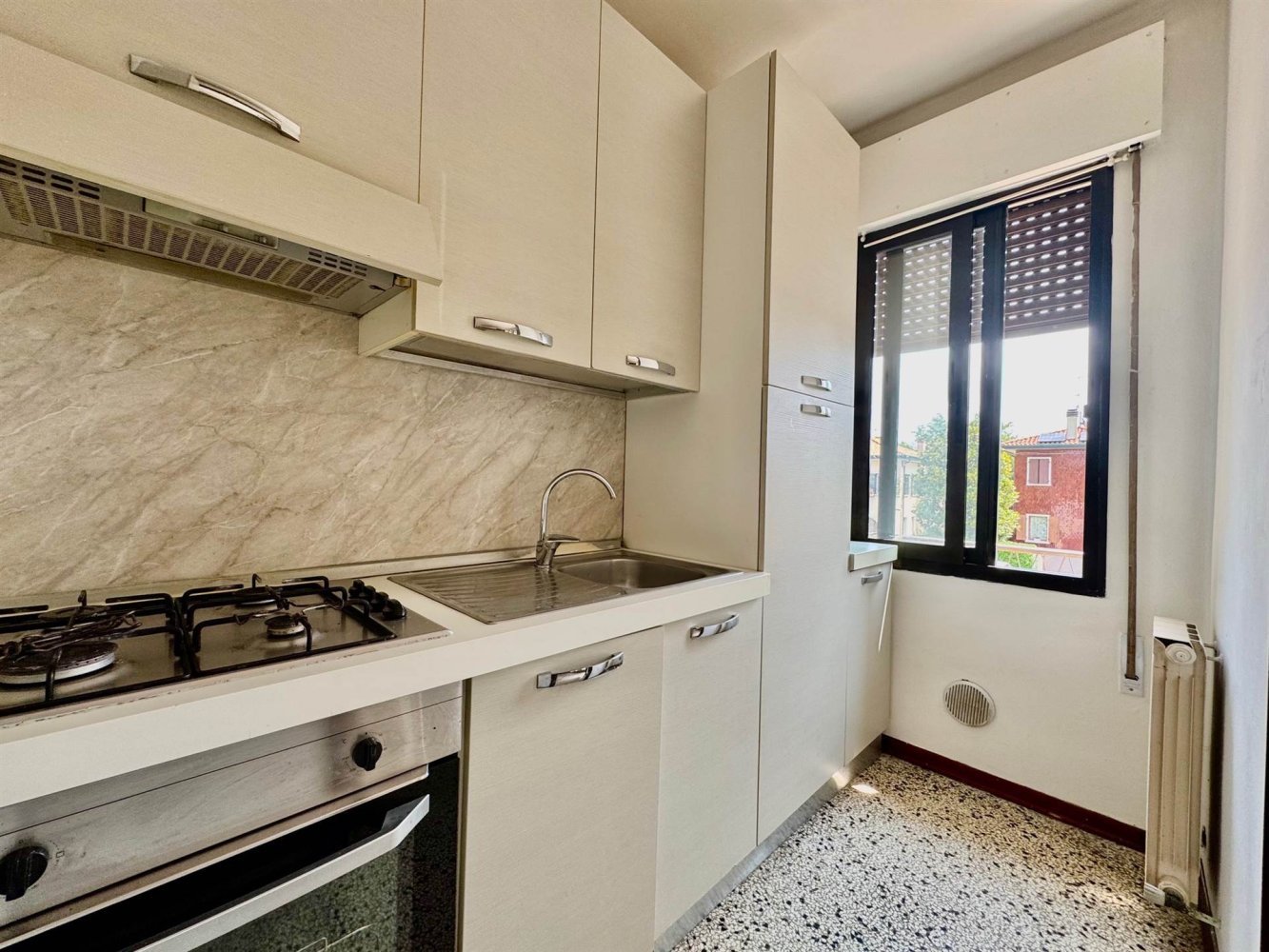 2 bedrooms Apartment in Venice, Italy No. 180016