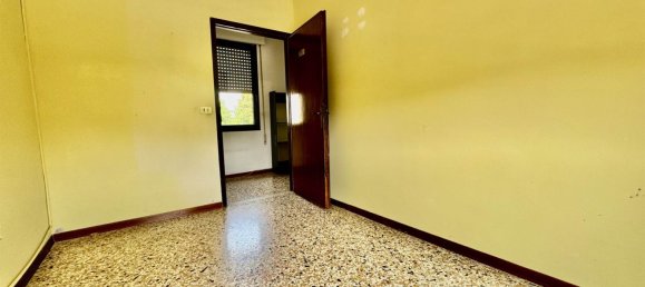 2 bedrooms Apartment in Venice, Italy No. 180016 8