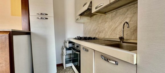 2 bedrooms Apartment in Venice, Italy No. 180016 4