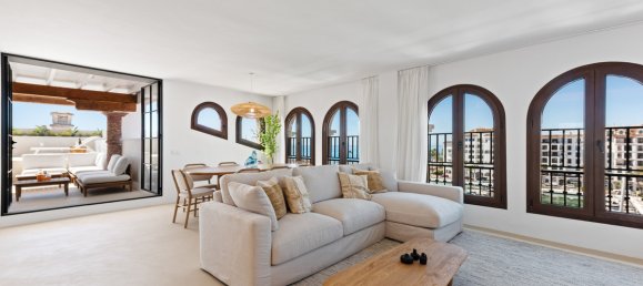 4 bedrooms Penthouse in Malaga, Spain No. 143285 4