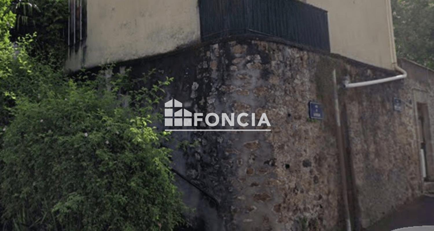 1 غرف نوم منزل في Limoges, France رقم 103006