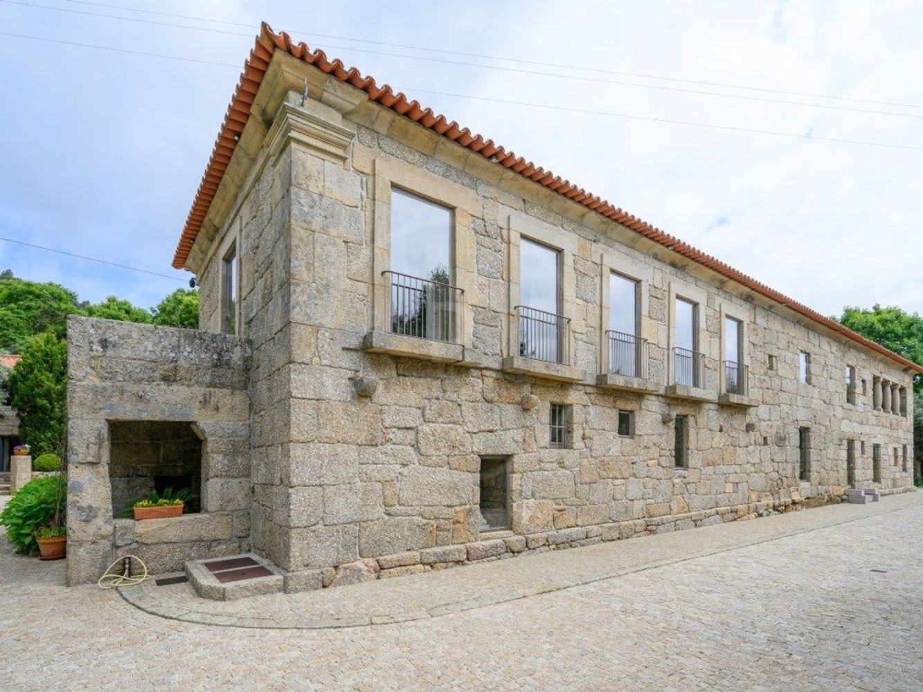 11 bedrooms House in Penafiel, Portugal No. 10130