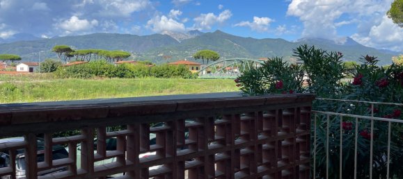 3 rooms Apartment in Montignoso, Italy No. 298213 13