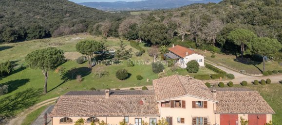 10 bedrooms House in Roccastrada, Italy No. 326028 4