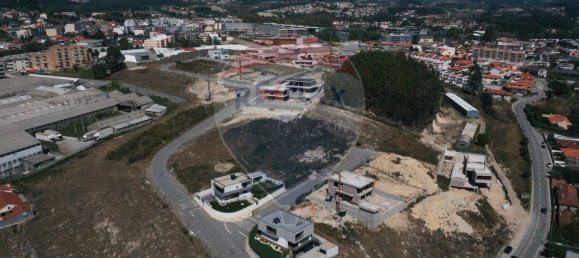 1086m² Land in Lousada, Portugal No. 62429 2