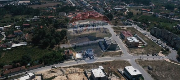 1086m² Land in Lousada, Portugal No. 62429 8