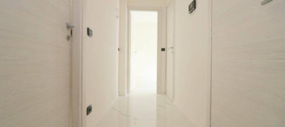 2 bedrooms Apartment in Rho, Italy No. 266684 3