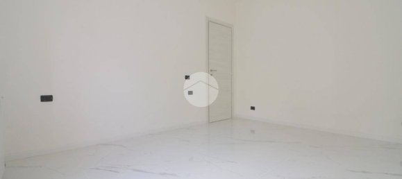 2 bedrooms Apartment in Rho, Italy No. 266684 26