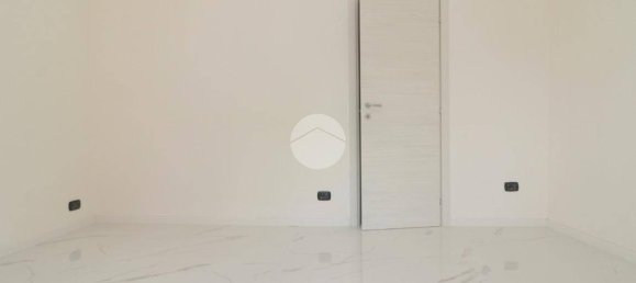 2 bedrooms Apartment in Rho, Italy No. 266684 11