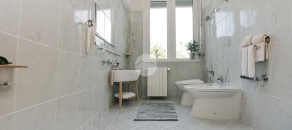 2 bedrooms Apartment in Rho, Italy No. 266684 28