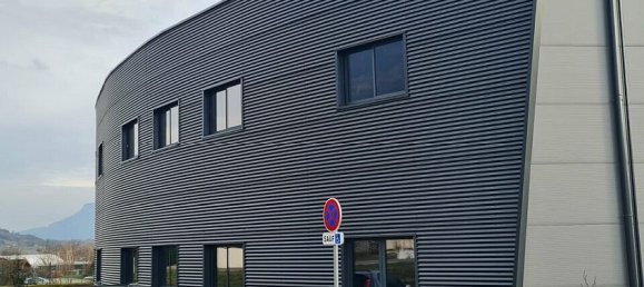 Gewerbliche Immobilie in Chapareillan, France 243m², Nr. 181947 7