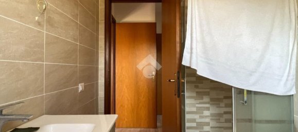 Apartamento de 3 divisões em Reggio Emilia, Italy N.º 270261 12