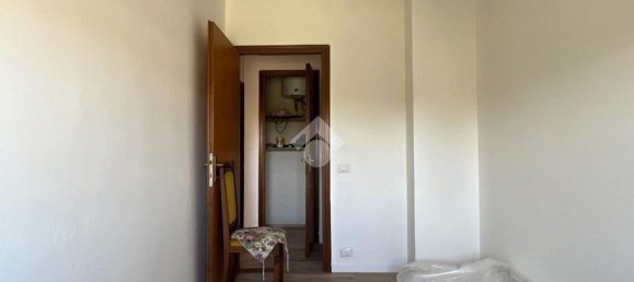 Apartamento de 3 divisões em Reggio Emilia, Italy N.º 270261 10