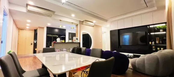 Apartamento T4 em Thu Duc, Vietnam N.º 74745 6