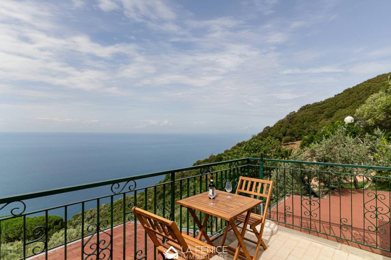 5 rooms House in Vernazza, Italy No. 143877