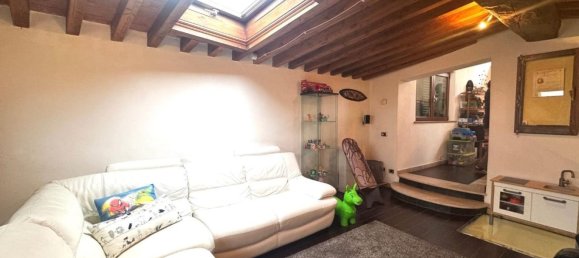 Casa de 5 divisões em Massa, Italy N.º 122653 22