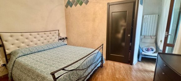 Casa de 5 divisões em Massa, Italy N.º 122653 12