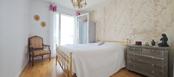 Apartamento de 2 dormitorios en Tours, France No. 329969 4