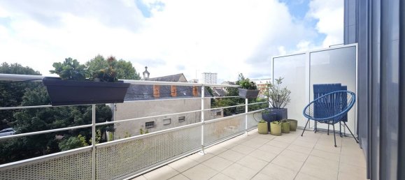 Apartamento de 2 dormitorios en Tours, France No. 329969 3