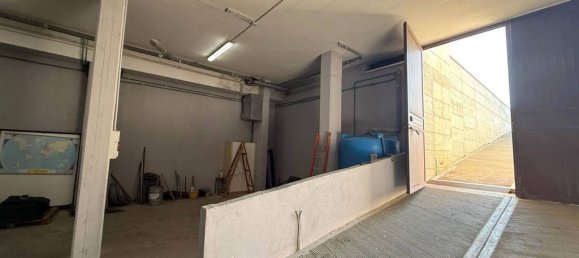 2 bedrooms Villa in Barletta, Italy No. 17909 6