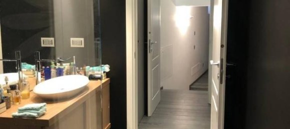 7 rooms Apartment in Gallarate, Italy No. 17402 11