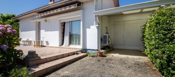 Casa de 3 dormitorios en Cenon, France No. 282050 10