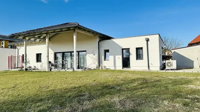 Бунгало с 4 комнатами в Фрахам, Австрия № 97913