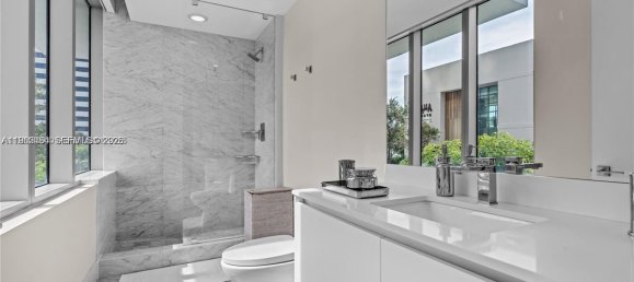 4 Schlafzimmer Gewerbliche Immobilien in Miami, USA, Nr. 615666 19