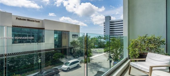 4 Schlafzimmer Gewerbliche Immobilien in Miami, USA, Nr. 615666 2