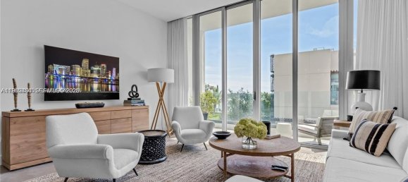 4 Schlafzimmer Gewerbliche Immobilien in Miami, USA, Nr. 615666 8